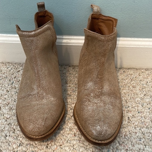 Diba True Stop Golden Metallic Leather Bootie size 8 - Picture 3 of 10